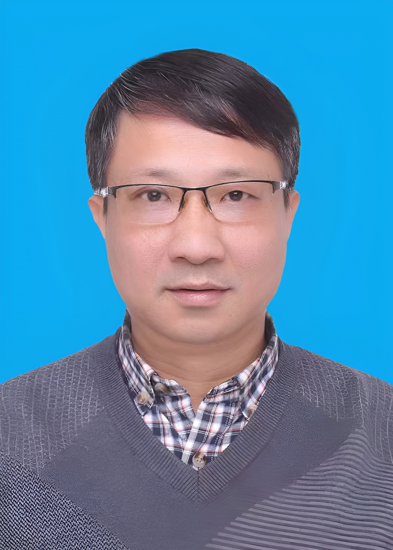 邹望春.jpg